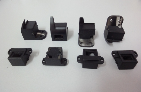 塑料產品注塑為什么會產生飛邊?